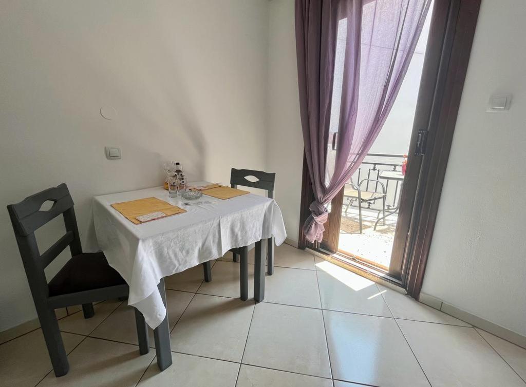 Samos - Kokkari - Eirini'S Studios Екстер'єр фото
