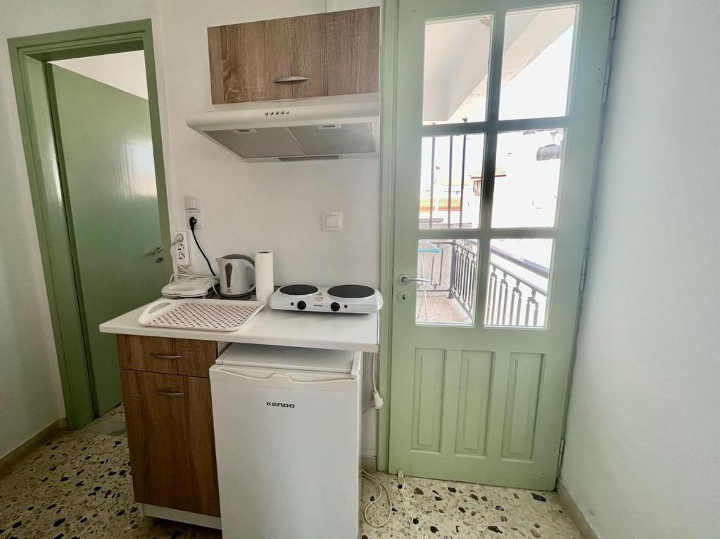 Samos - Kokkari - Eirini'S Studios Екстер'єр фото